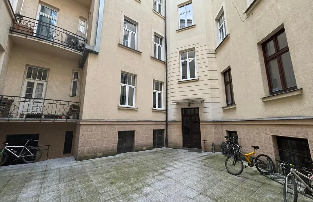 Planty Apartments-1